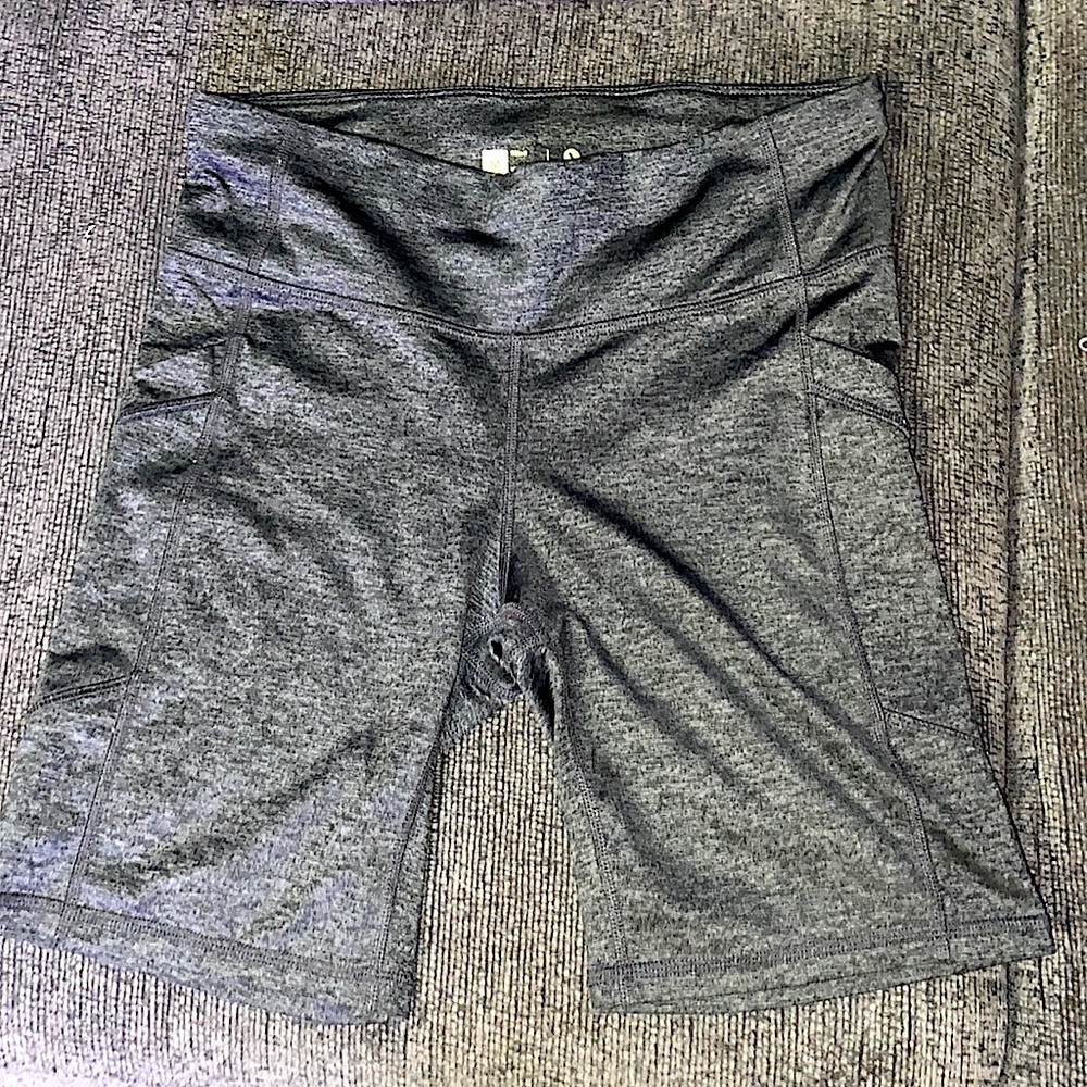 Medium Fitted XERSION Biker Shorts